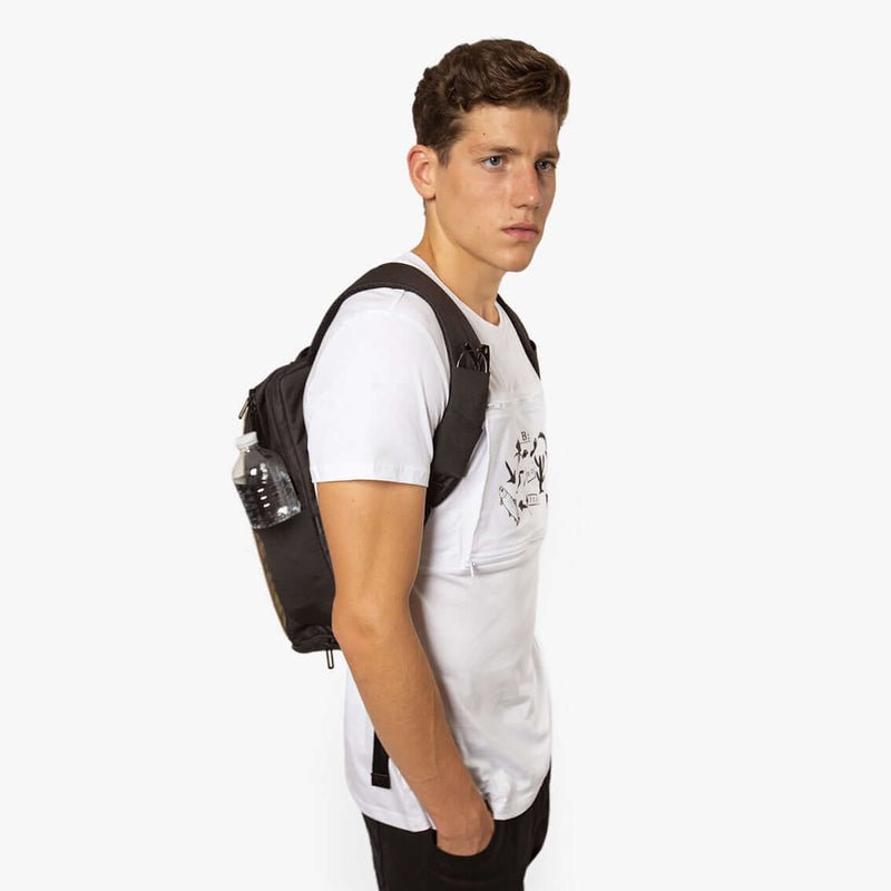 files/manwithbackpack-f7f7f7.jpg